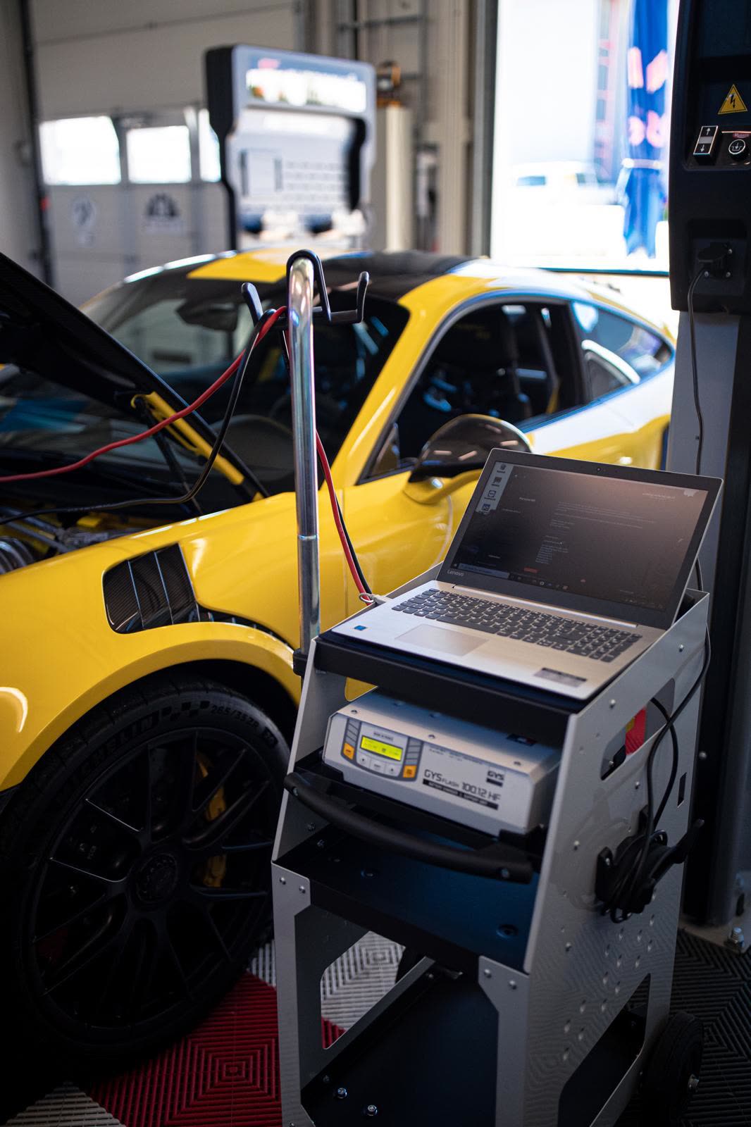 Porsche 911 GT2 RS auf dem Prüfstand
